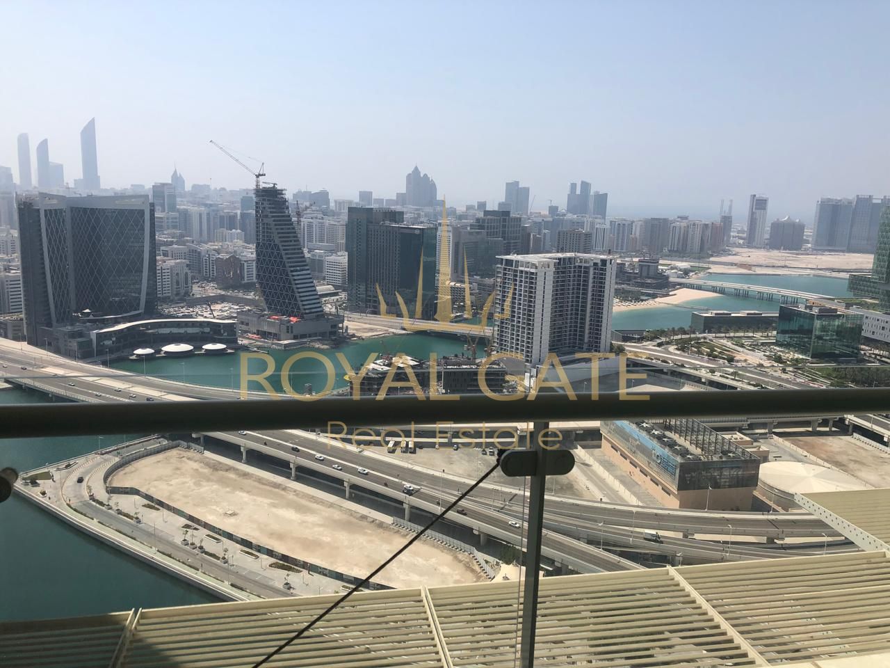 Canal View | Amazing 3 Bedroom Unit | Prime Location | With Rent Refund