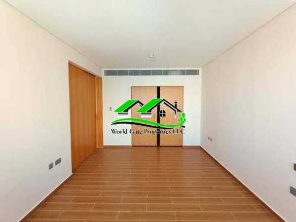 Stunning 1 BR | Pool View | Spacious Apartment