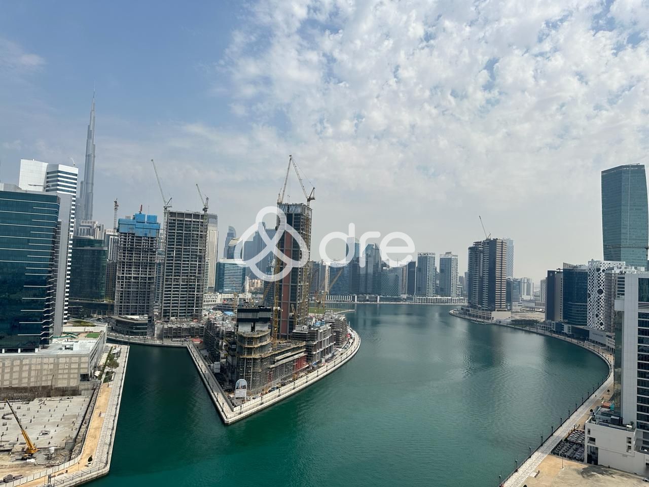 ONE BEDROOM WITH BURJ KHALIFA & CANAL VIEW