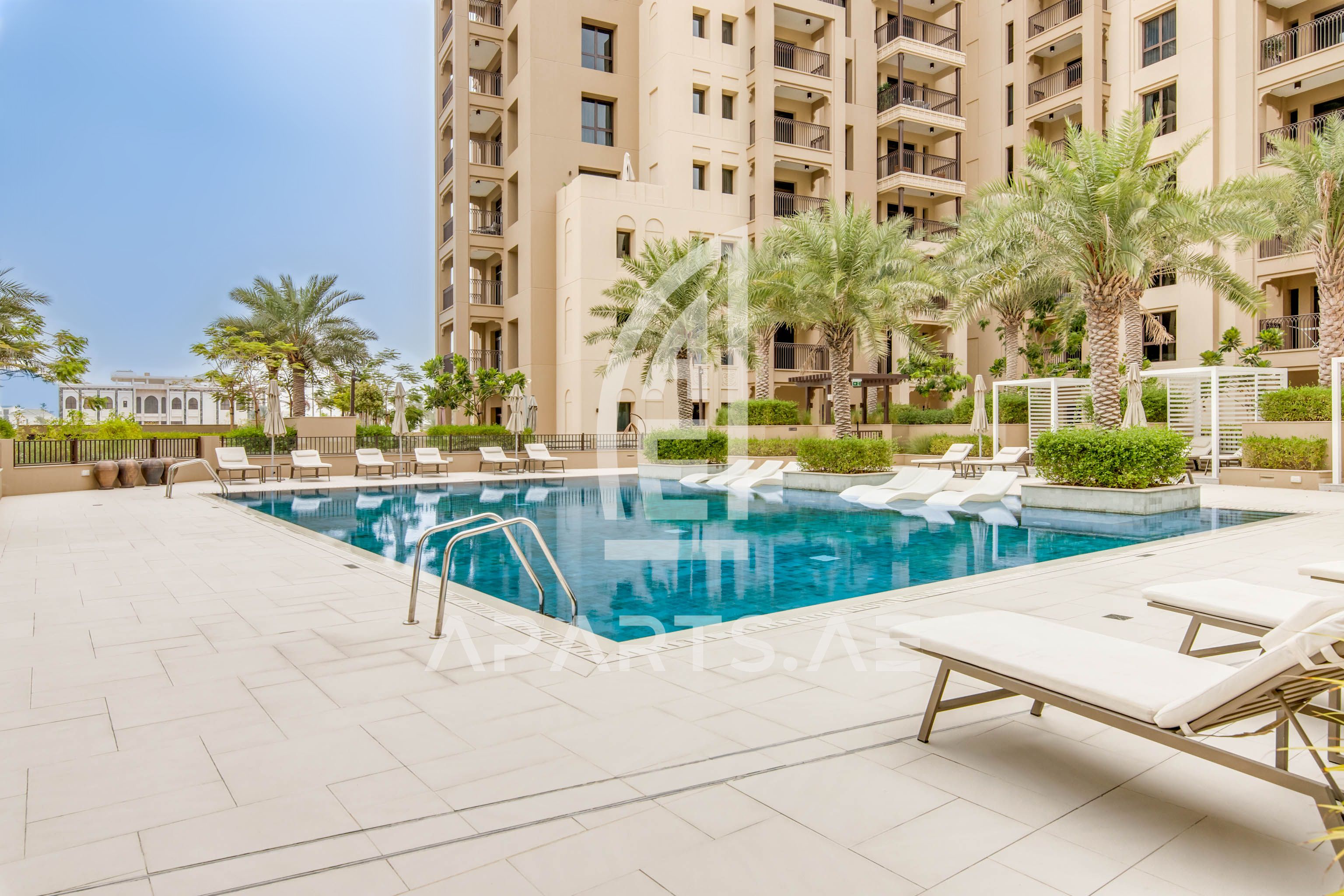 Dubai Luxury Stay - Burj, Souk Mall & Waterpark
