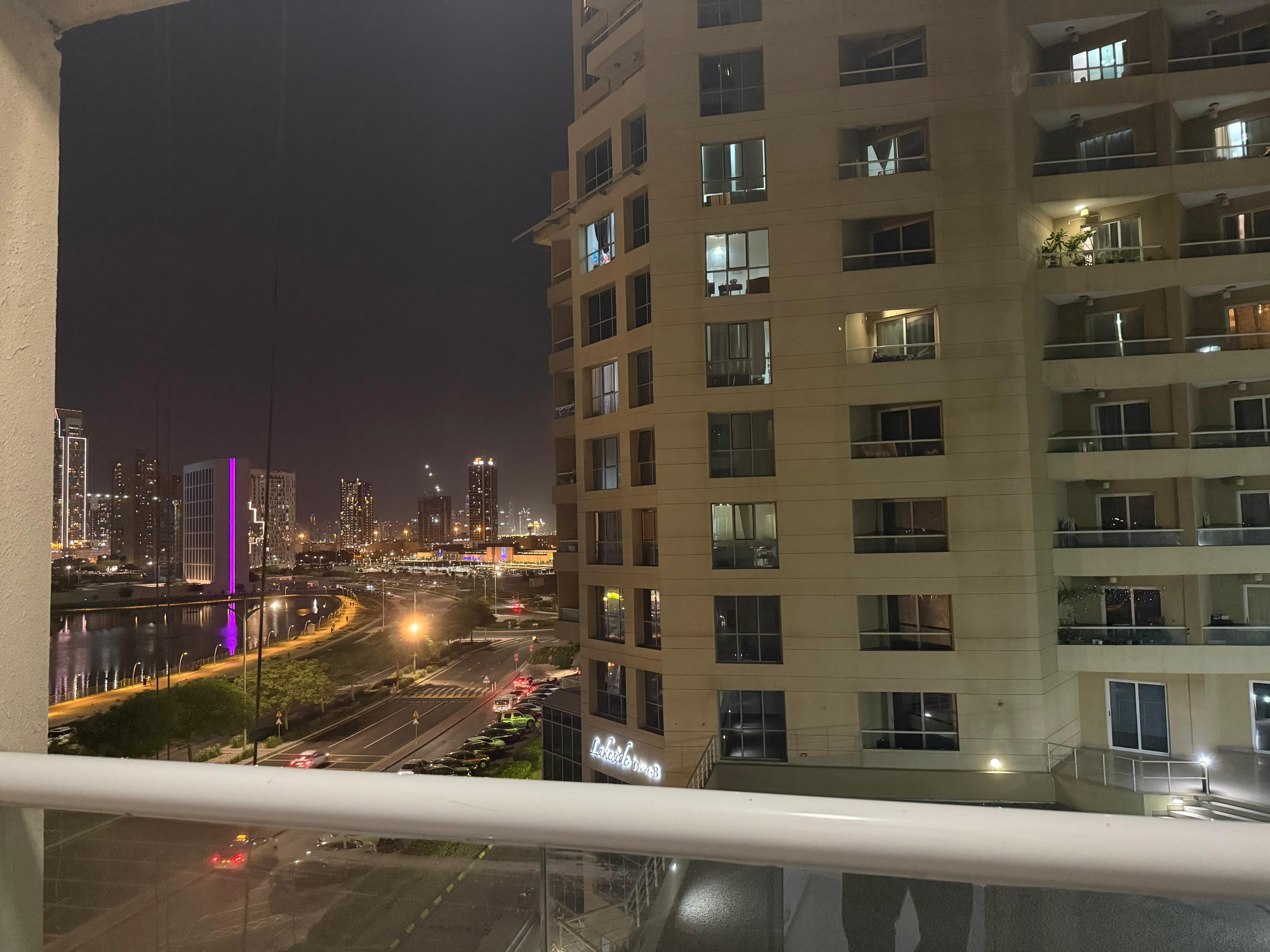fully furnished apartment,VACANT, high return asset, with top building amenities,
