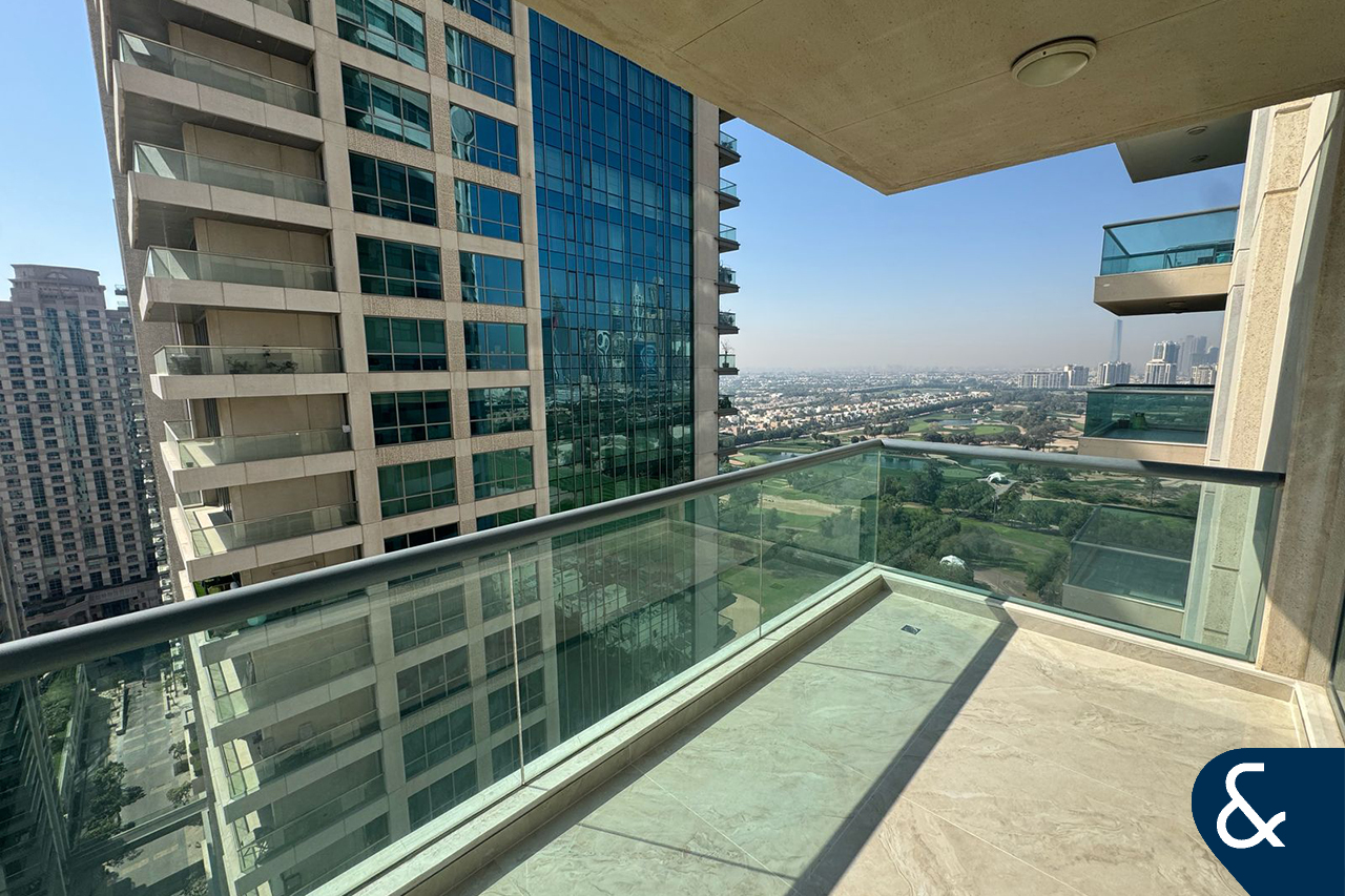 1 Bedroom | 978 Sqft | Partial Golf Views