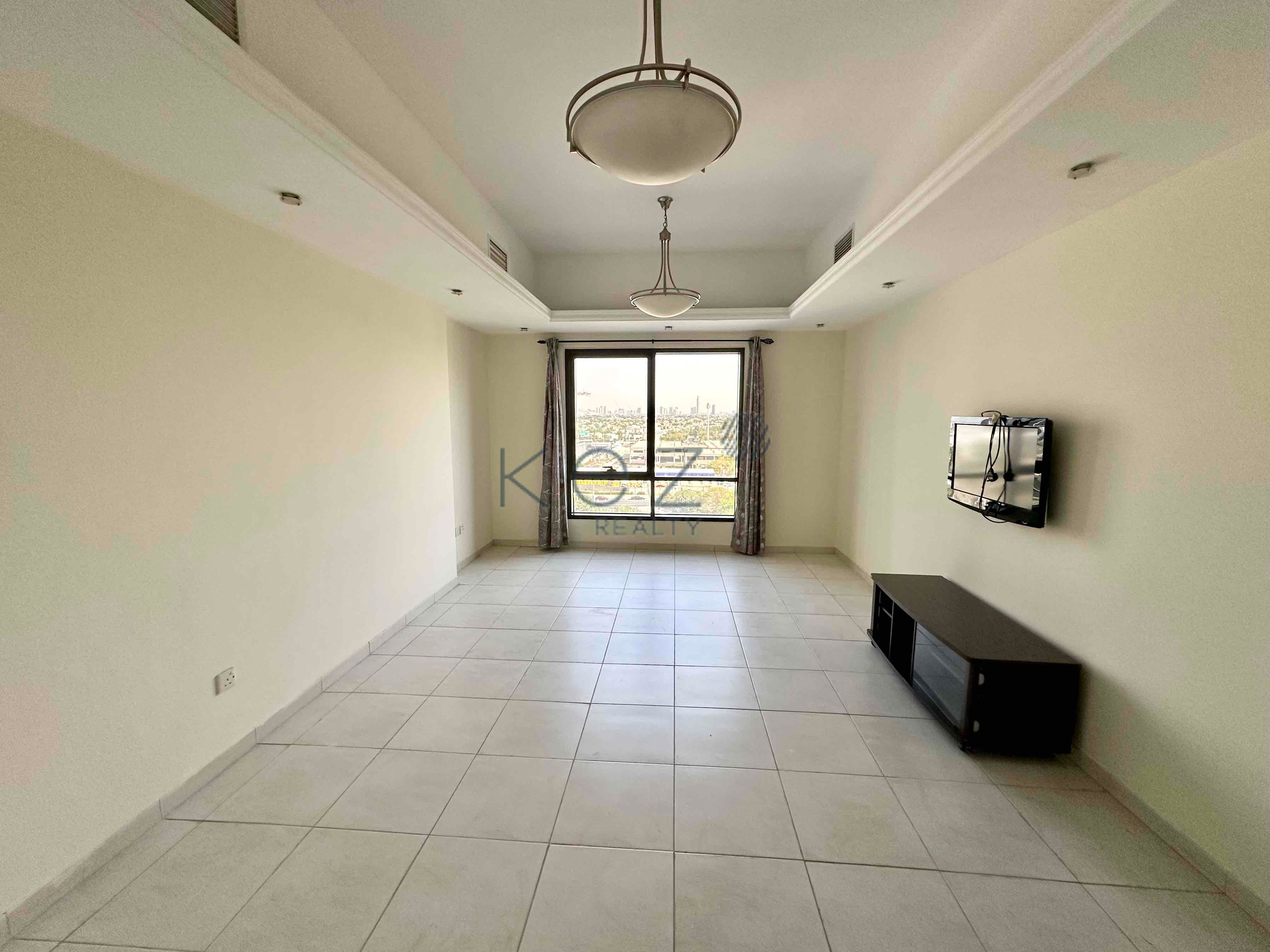 STUDIO FOR SALE IN JLT | NEXT TO METRO | SPACIOUS