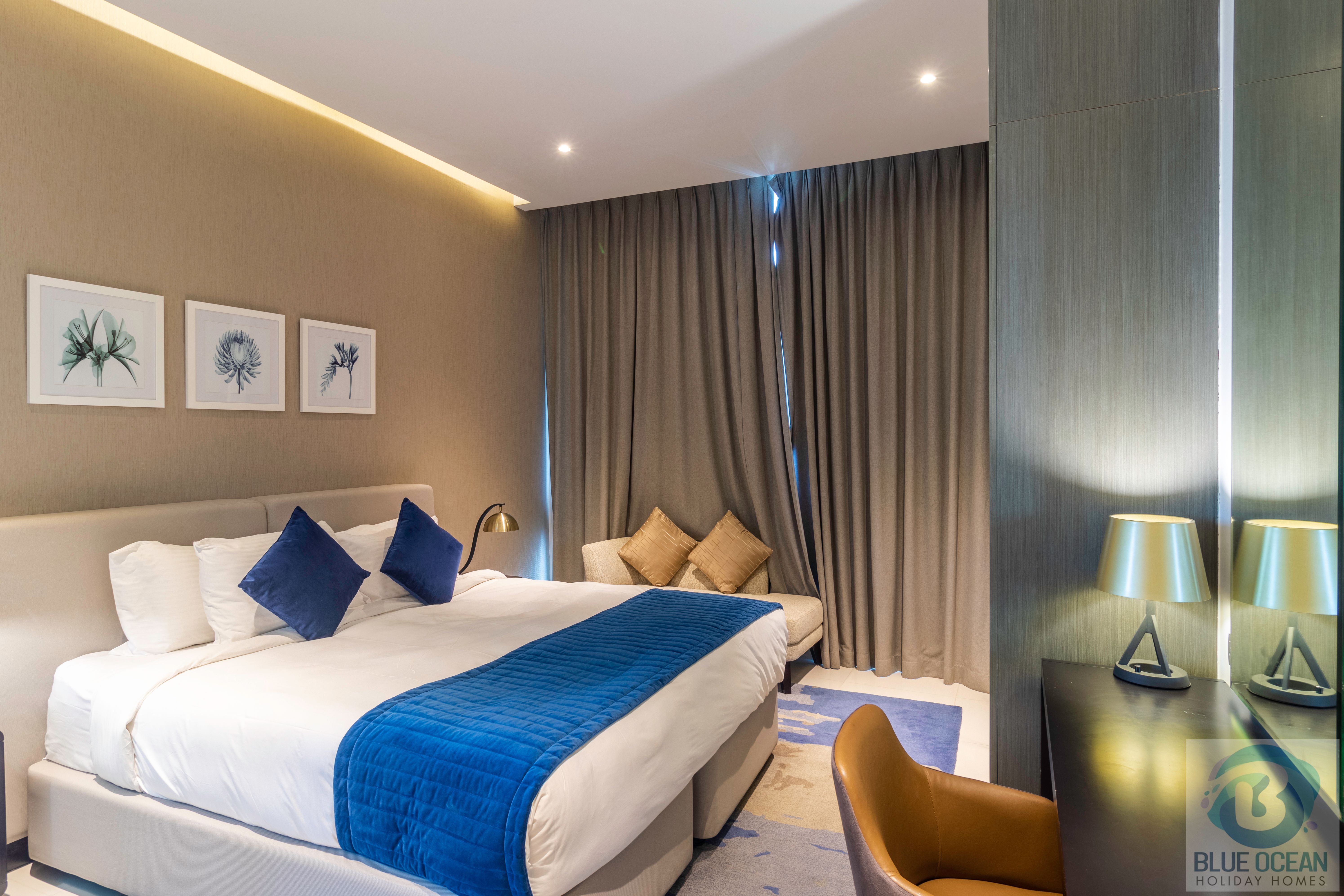 1BR |CANAL VIEW | FREE CLEANING | Business Bay | Dubai