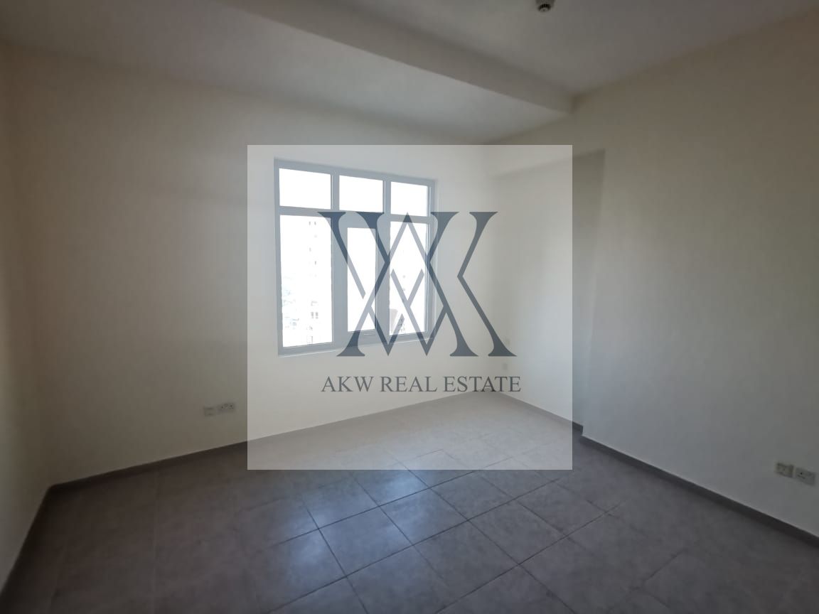VACANT || WITH BALCONY || CLOSE TO METRO || INVESTOR DEAL