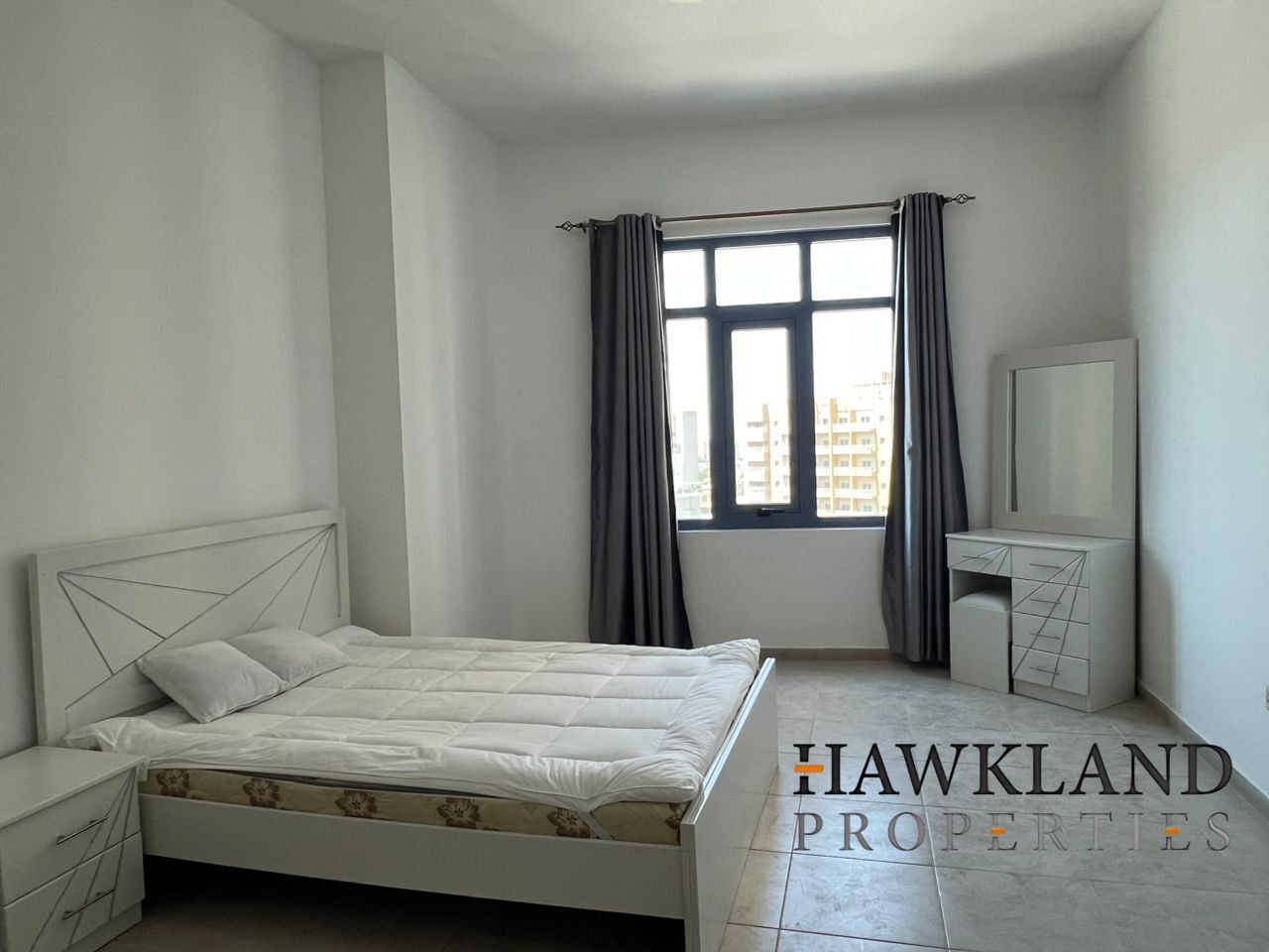 Specious Furnished Large Studio Palace Tower