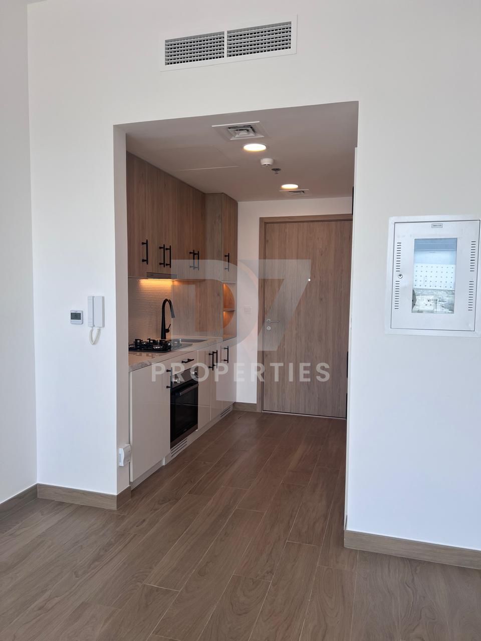 STUNNING STUDIO | BRAND NEW | PRIME LOCATION