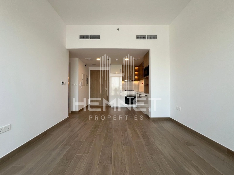 Good Price | Rented | Brand New |