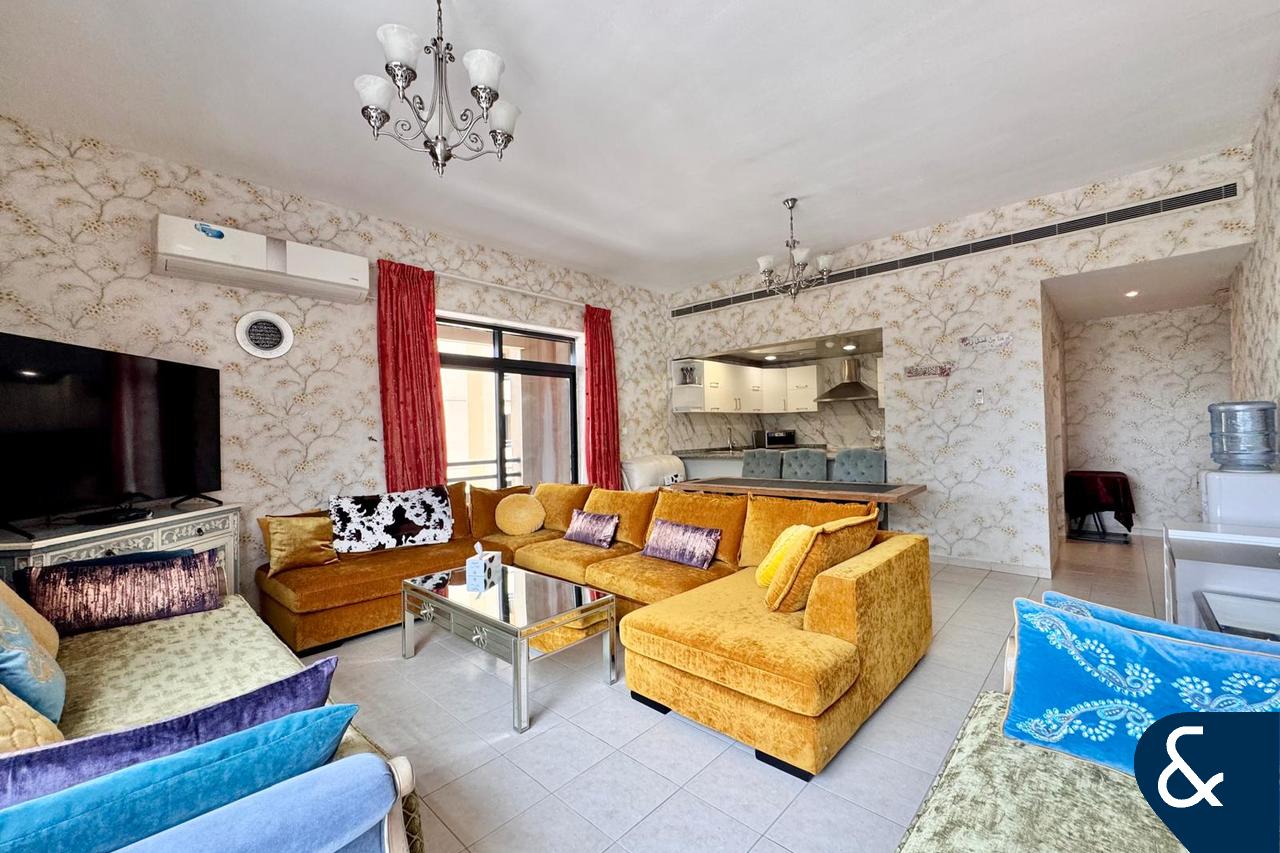 2 Bedroom | Negotiable | Vacant On Transfer