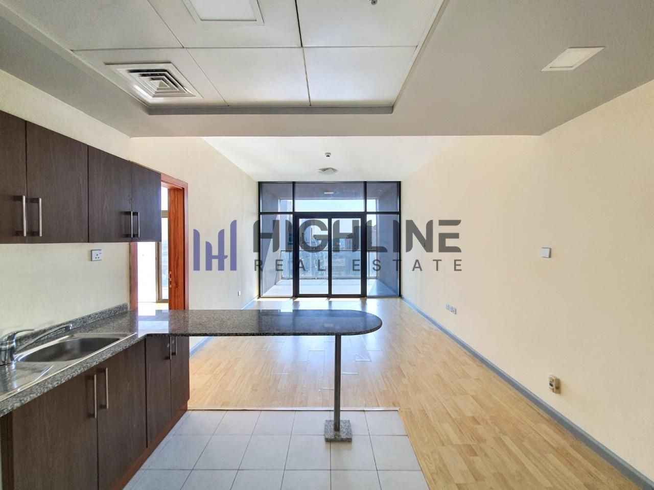 Bright & Spacious | Vacant | Good Price