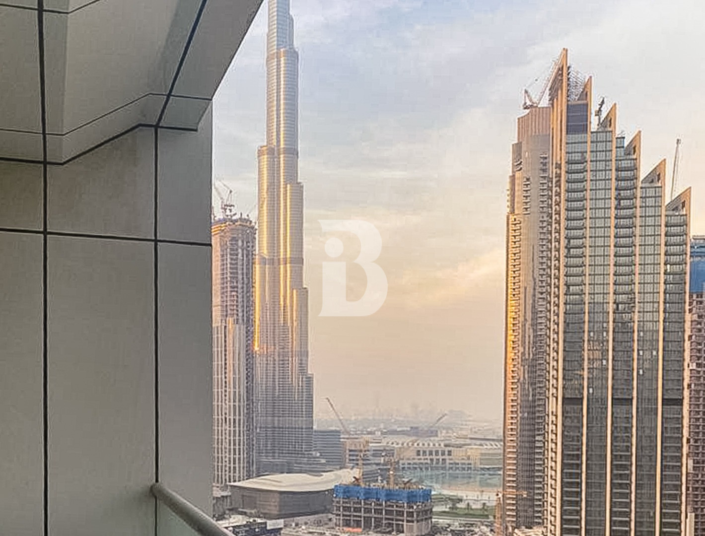 BURJ VIEW I VASTU I LARGE LAYOUT