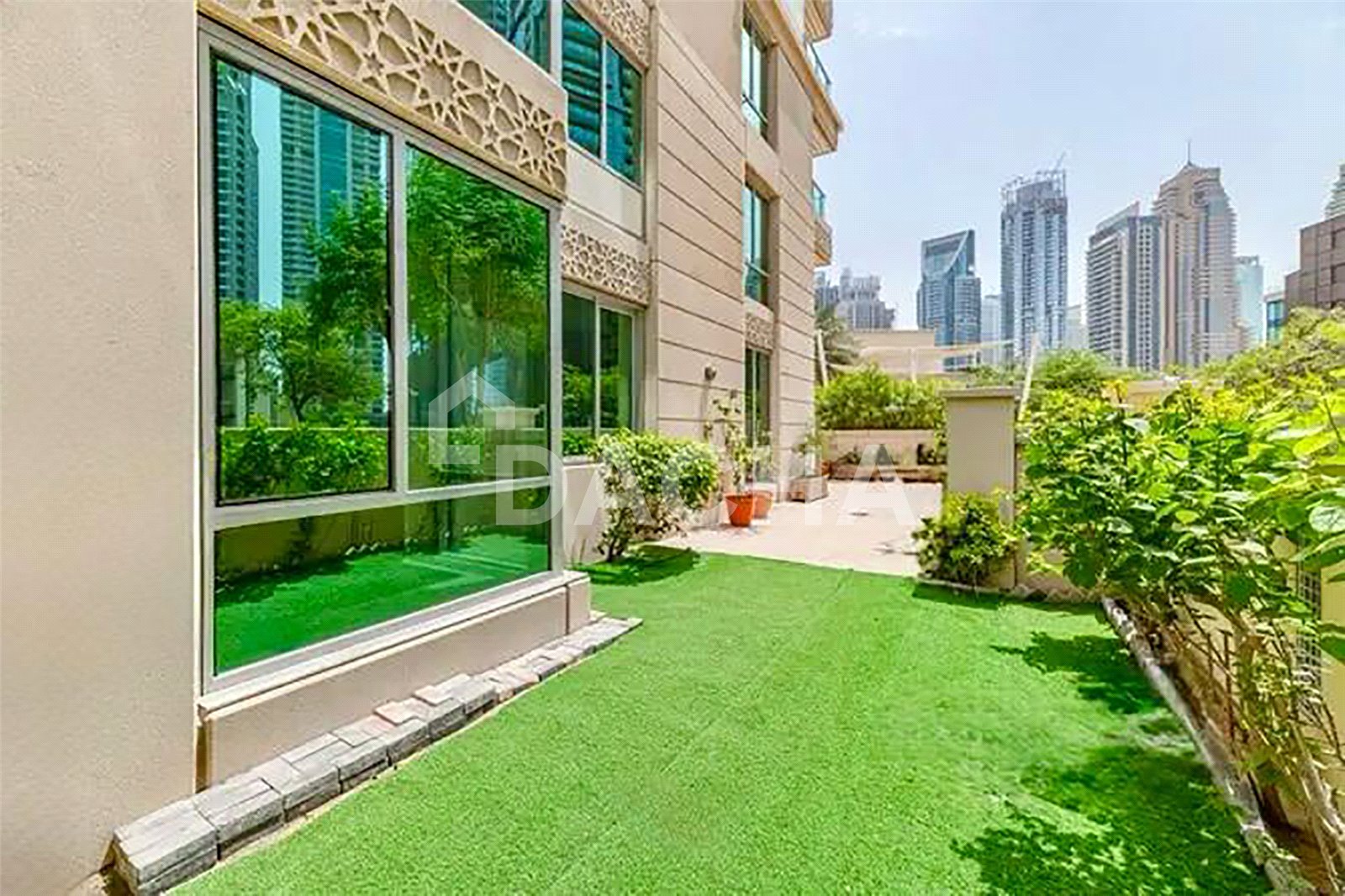 BEST PRICED Emaar | Vacant | Private Garden Marina