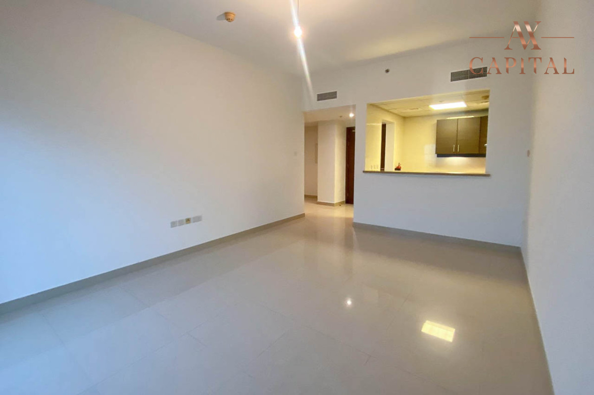 1 Bed | Spacious | Vacant | High Floor
