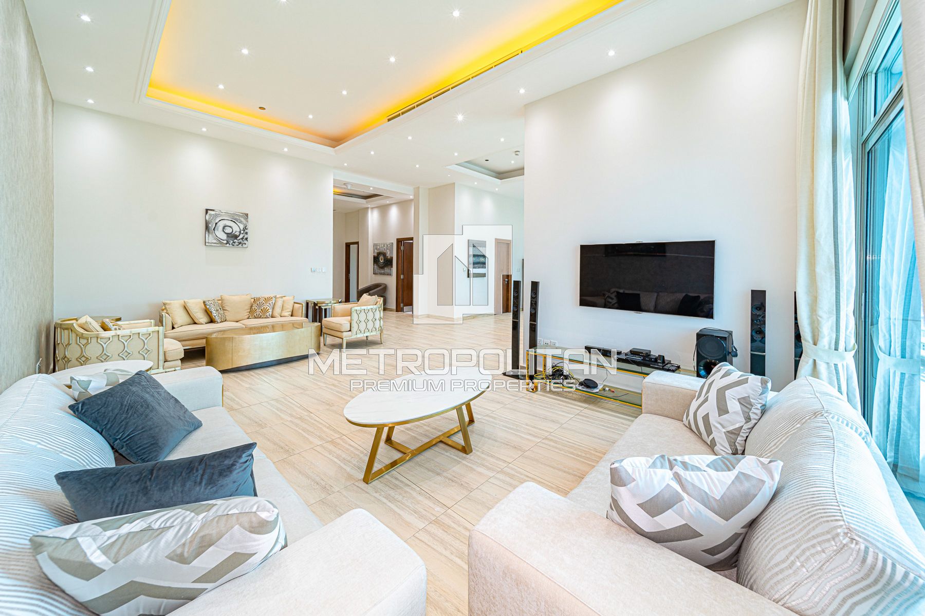 Motivated Seller | Premium Unit | Panoramic Views