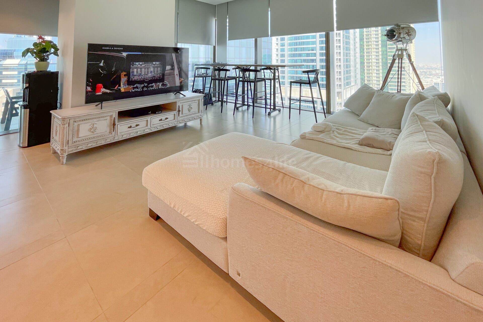 Enchanting Views | High Floor | Vacant on Transfer