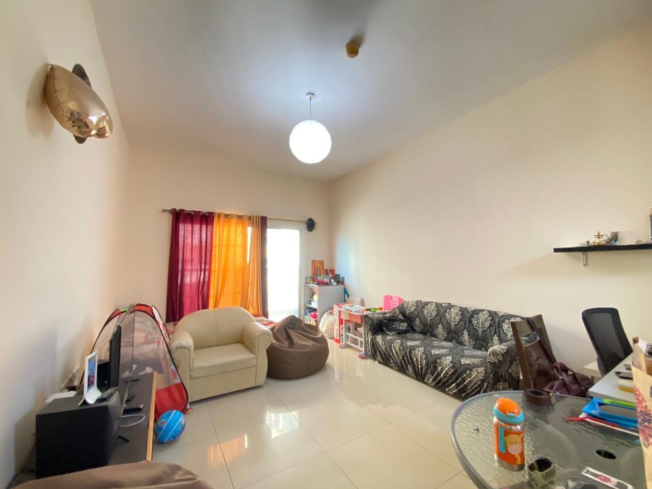 "Modern Elegance: Unfurnished Apartment at Centrium Tower"