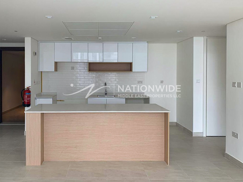 Corner 3BR Unit | Rented| Sea Views| Prime Area