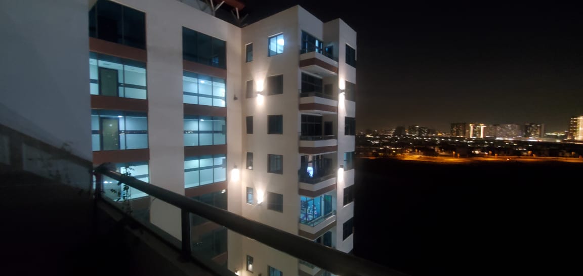 "Luxury Living: Exquisite || Chiller Free 2-Bedroom Haven at Avenue Residence"|| Pool View