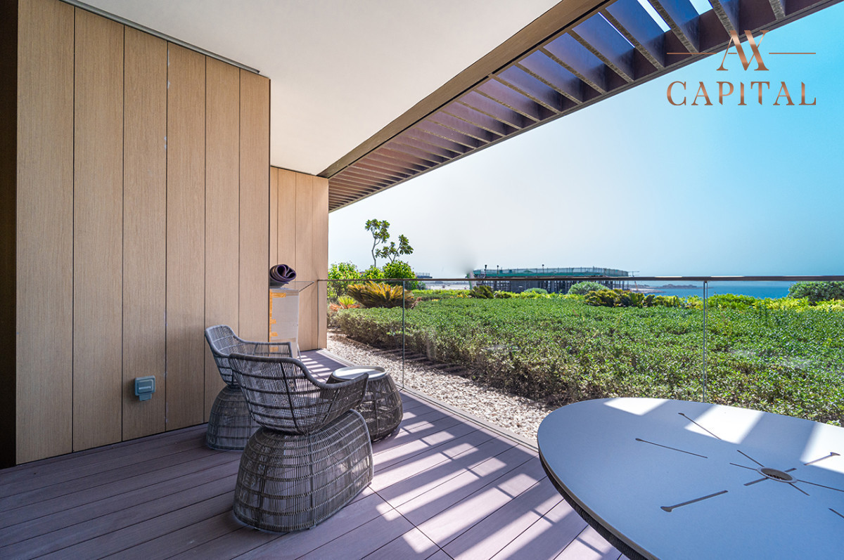 Vacant | Sea View | Cozy Garden View