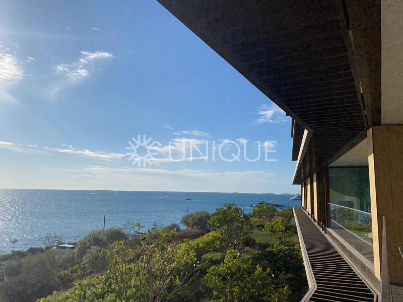 Unique 3 BR | Sea View | Exceptional Price