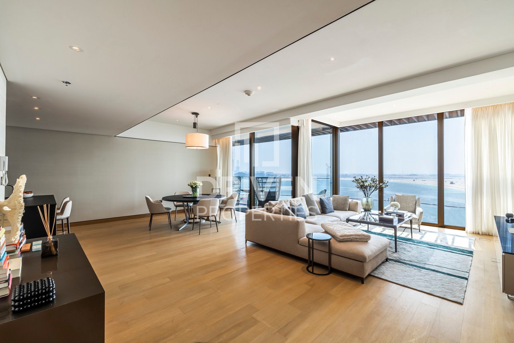 Stunning Apt | Fully Furnished | Seaview