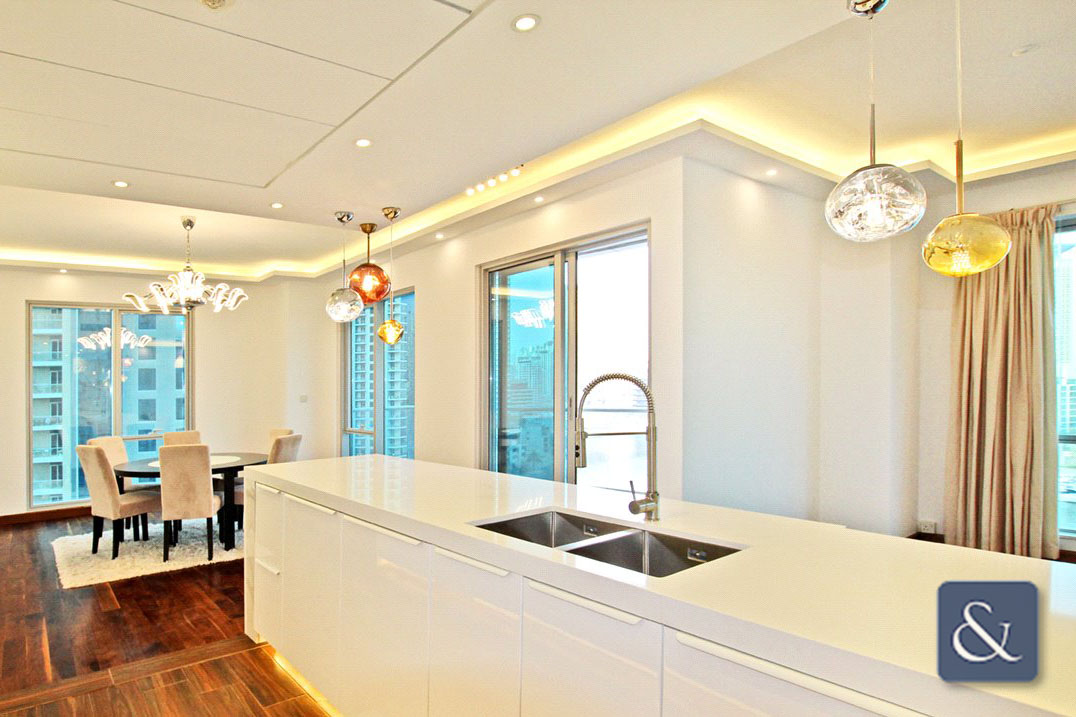 Unique Layout | 3 Bedroom | Fully Upgraded